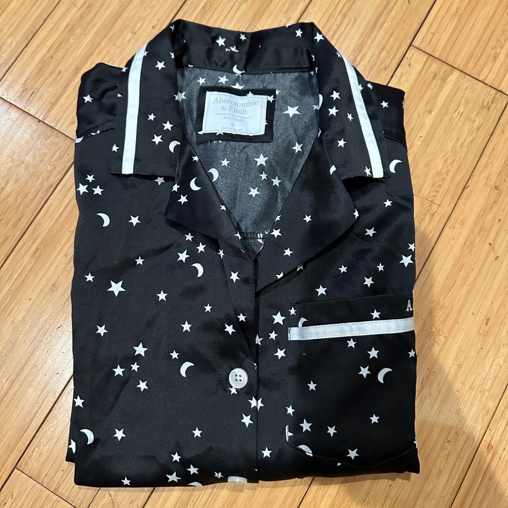 Abercrombie & Fitch Black Star Print Pajama Top Button Up Size Size S